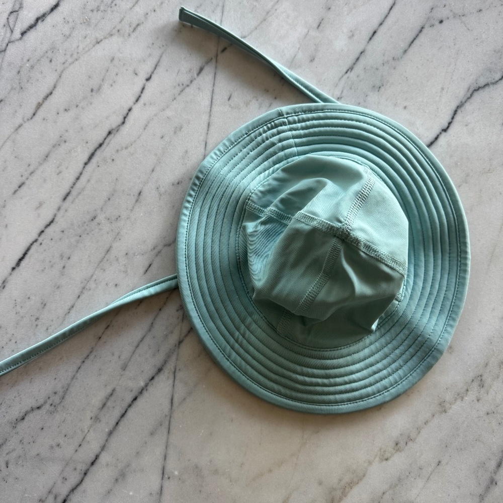Hanna Andersson swim hat xxs